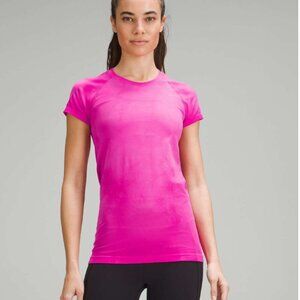 Lululemon Swiftly Short‎ Sleeve 2.0 Marble Dye Sonic Pink size 4
